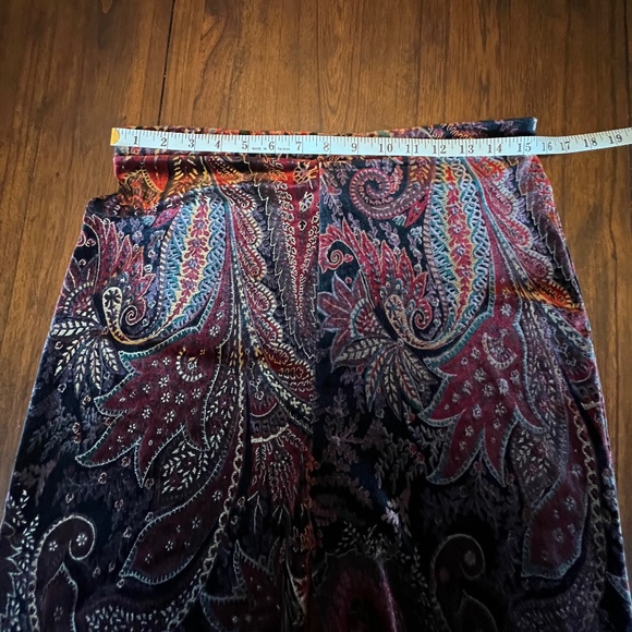 Coldwater Creek Women's Paisley Velvet Straight Leg Pant, Size Medium - Picture 6 of 9
